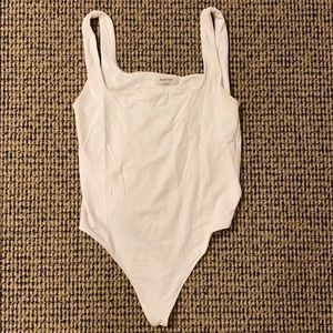 ARITZIA BABATON CONTOUR BODYSUIT